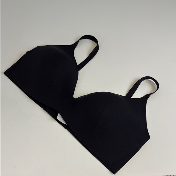 Knix Black Wireless Bralette with Adjustable Straps Size Knix 5 - Picture 1 of 5